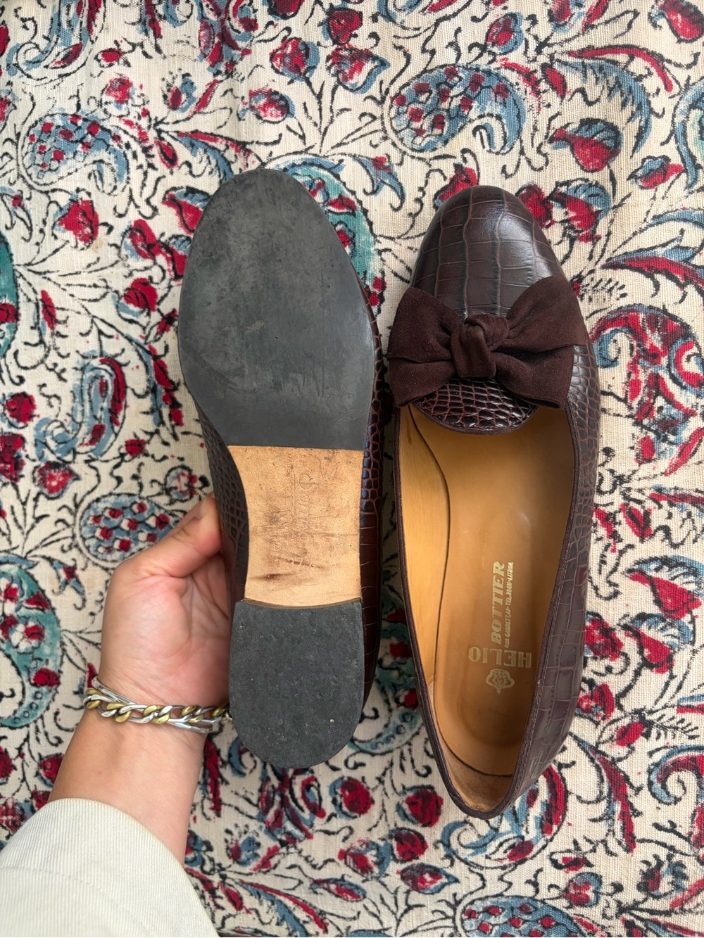 Dark Brown Croc-Embossed Leather Loafers with Bow, Size 37.5, Made in Portugal - Picture 4 of 4